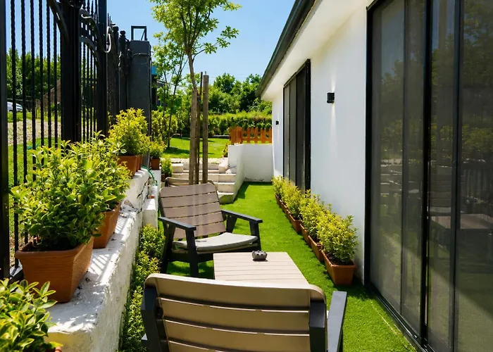 New Garden Airport Hotel & Restaurant Arnavutkoy