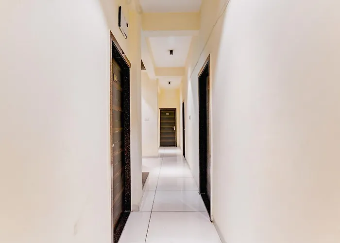 Hotel O Shree Golden Wing Palace Indore