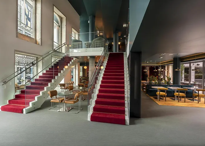 Cenica Porto Hotel, Curio Collection By Hilton