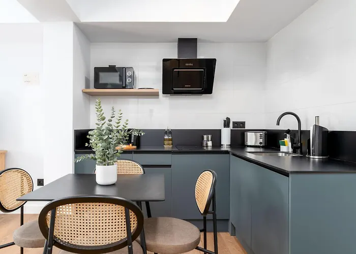 Limehome Oviedo Calle Postigo Bajo