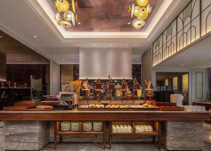 Mercure Guangzhou Financial City - Free Shuttle Bus To Canton Fair Complex During Canton Fair Period