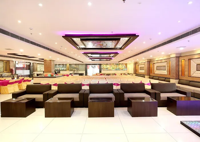 Hotel O Emblem Ludhiana