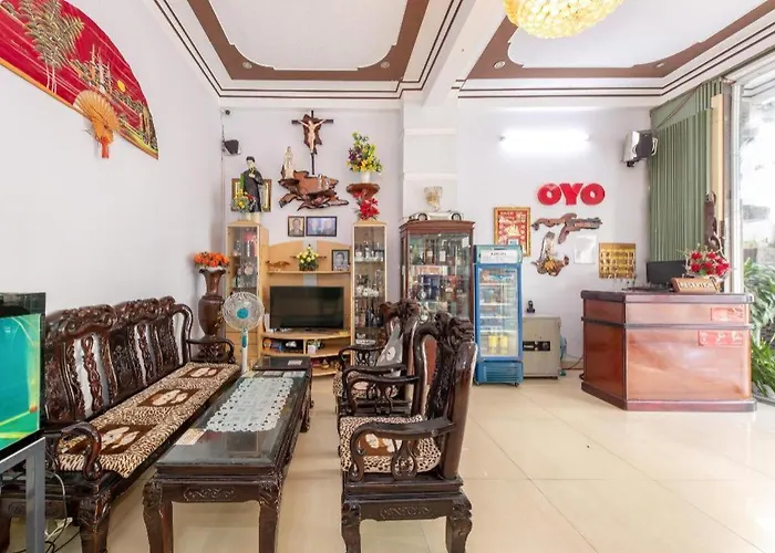 OYO 898 Phuong Thao Hotel Nha Trang