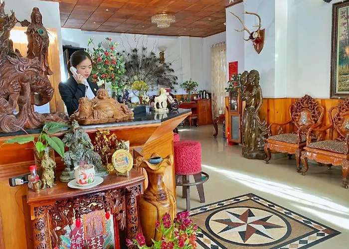 Gold Night Hotel Da Lat