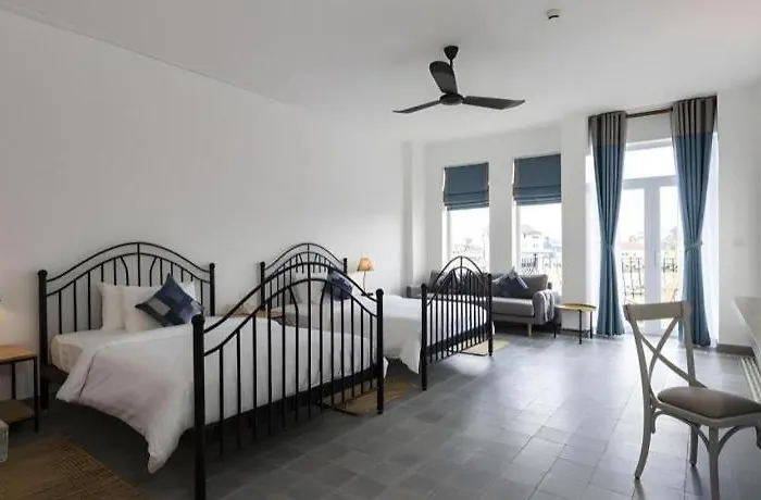 Boutique Kampot Hotel