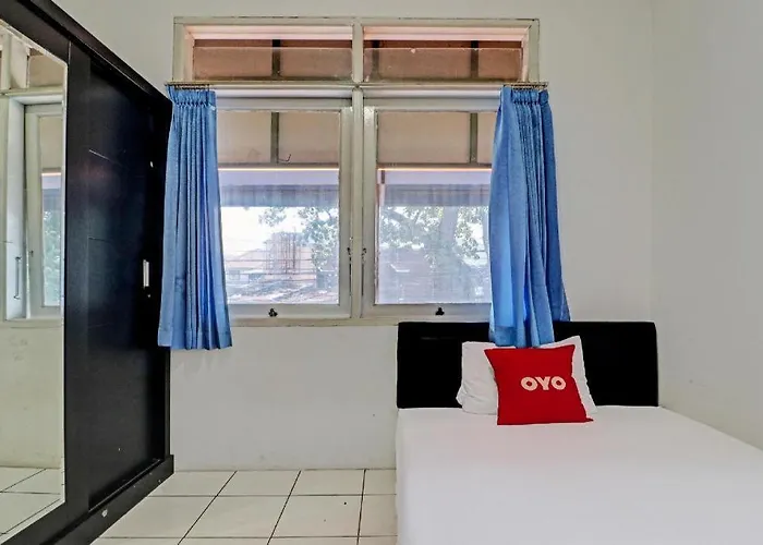 Oyo Life 92630 Siliwangi Residence 63 Bandung