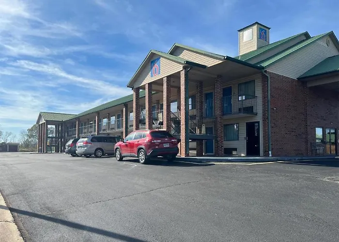 Ozark Hotel
