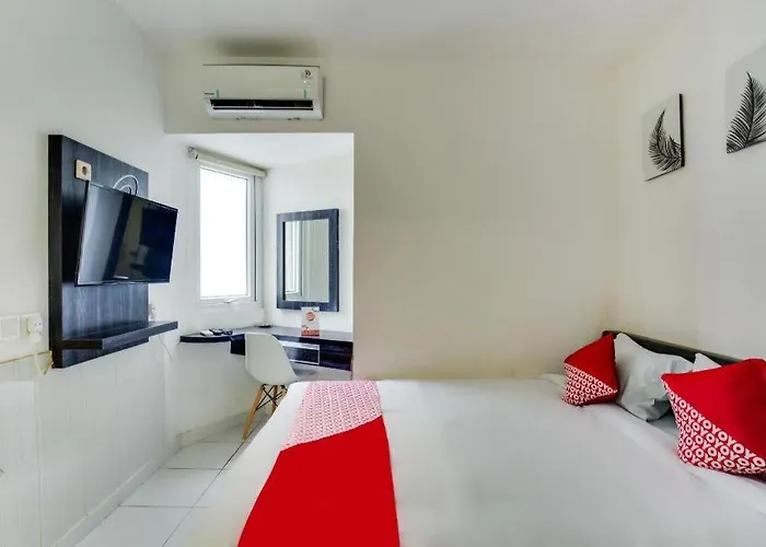 Oyo 3247 Afira Rooms Aeropolis Tangerang