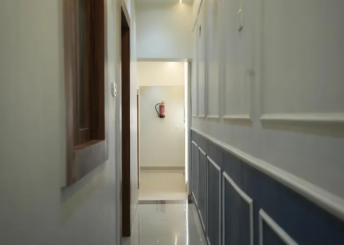Subhash Hotel Prayagraj
