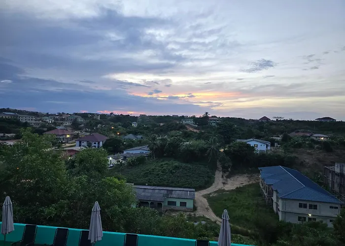 Cape Coast Travellers' Inn