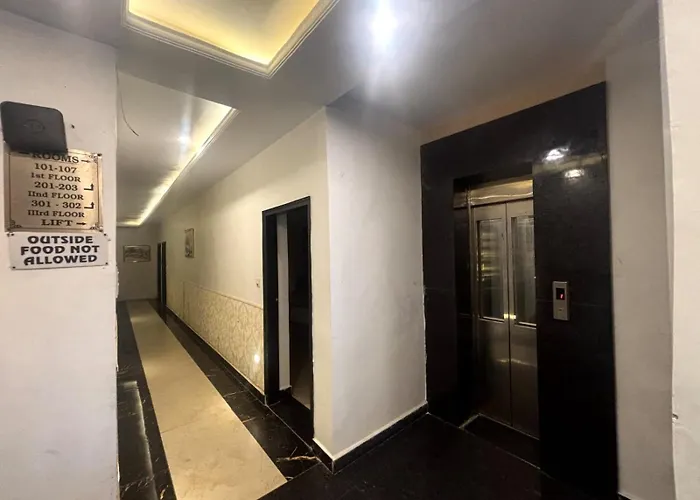 Hotel Devine Zirakpur Chandigarh