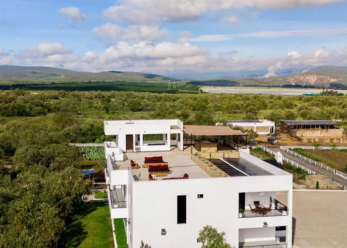 The Whitehouse By Avian Court Hotel Naivasha