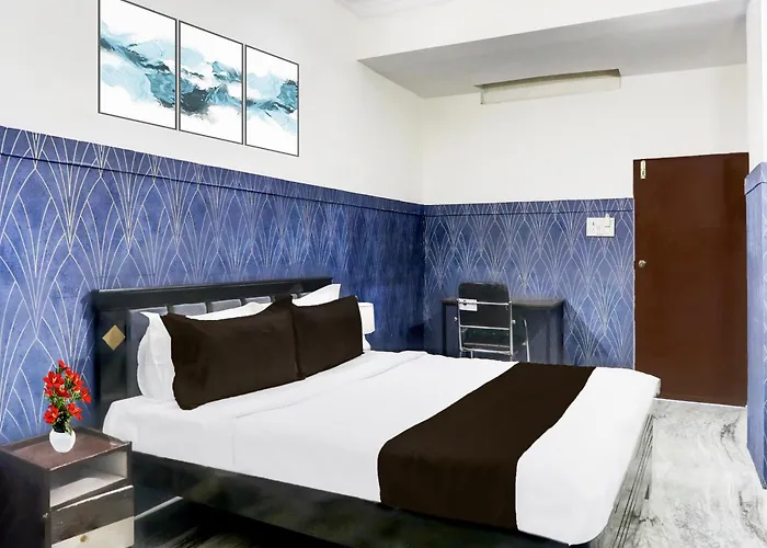 Collection O Kukatpally S Palace Madhapur