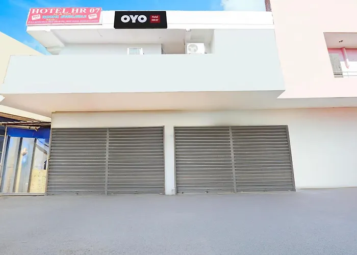 Super Hotel O Hr 07 Faridabad