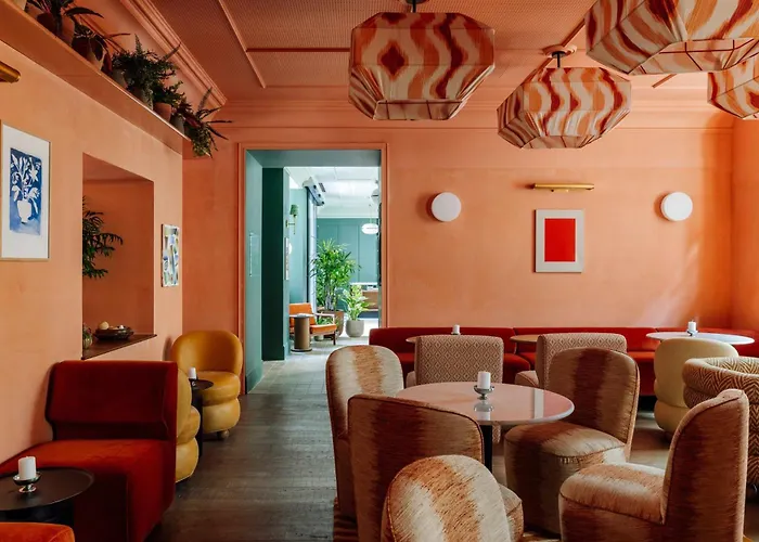 Le Jardin De Verre By Locke Paris