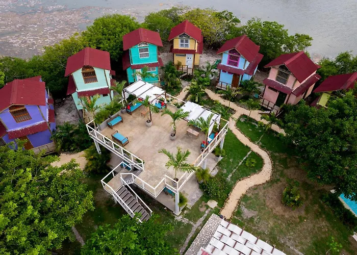 Tiny Village Cartagena Boutique Resort Tierra Bomba