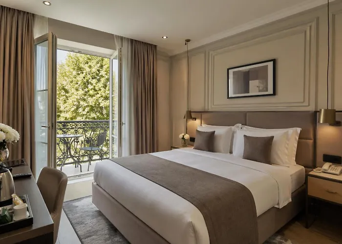 Sahil İnn Hotel Formula 1 view Bakü