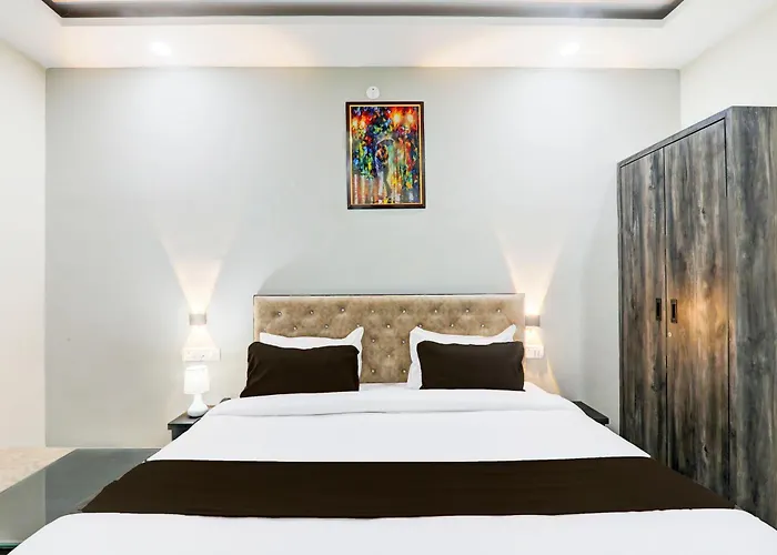Super Townhouse Gls International Hotel Lucknow