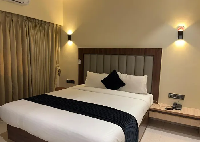 Hotel Golden Crown Mumbai