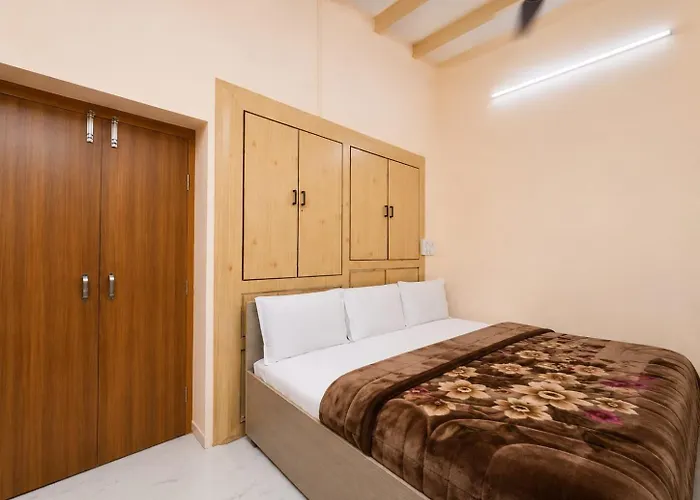 Hotel Sonic Palace New Delhi