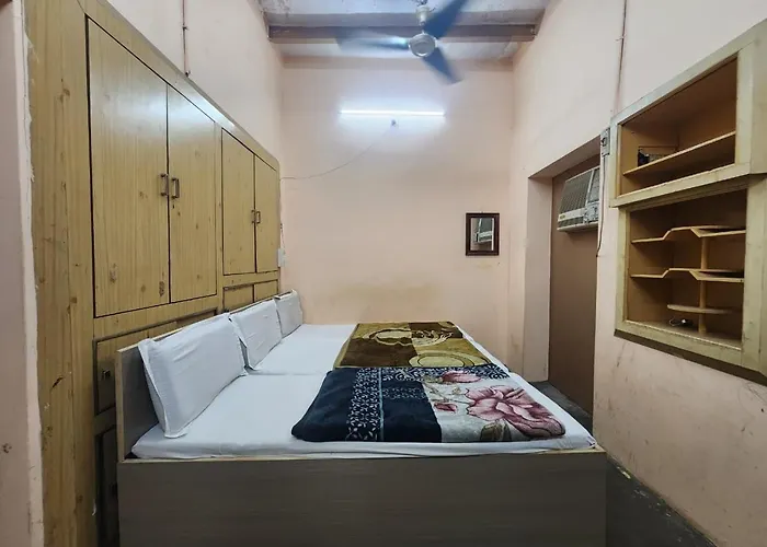 Hotel Sonic Palace New Delhi