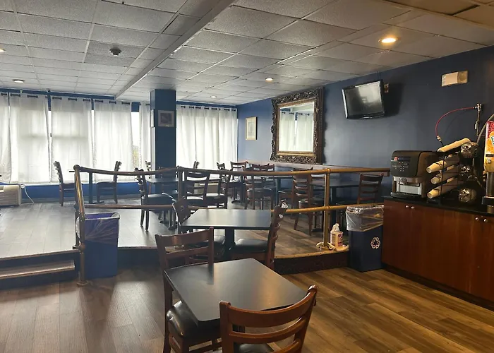 Hilltop Inn & Suites Yonkers