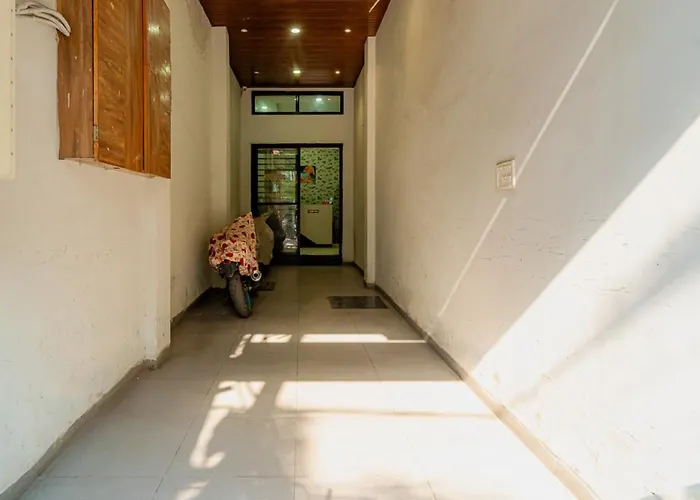 Hotel Ivanna Indore