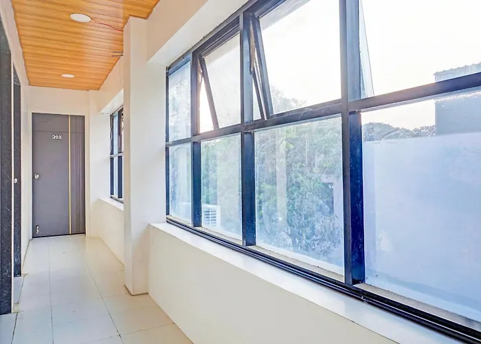 Hotel O Saikrupa Lodge Pimpri-Chinchwad