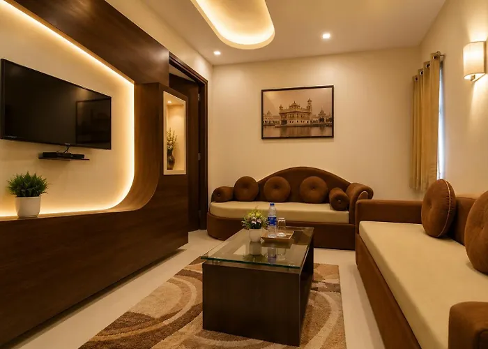Hotel Nayyar Inn Near Golden Temple Amritsar