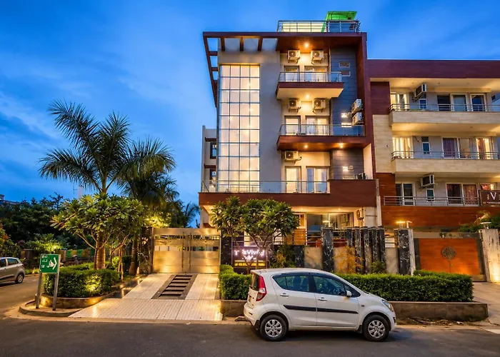 Hotel Vibe Blue Noida