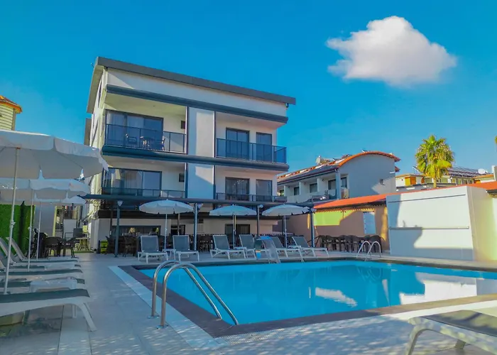Blue Serenity Hotel Side