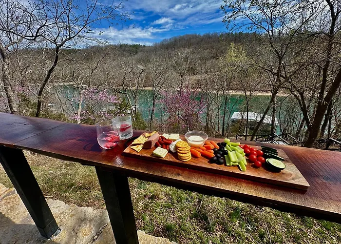 Henry Hollow Retreat Terrace Eureka Springs
