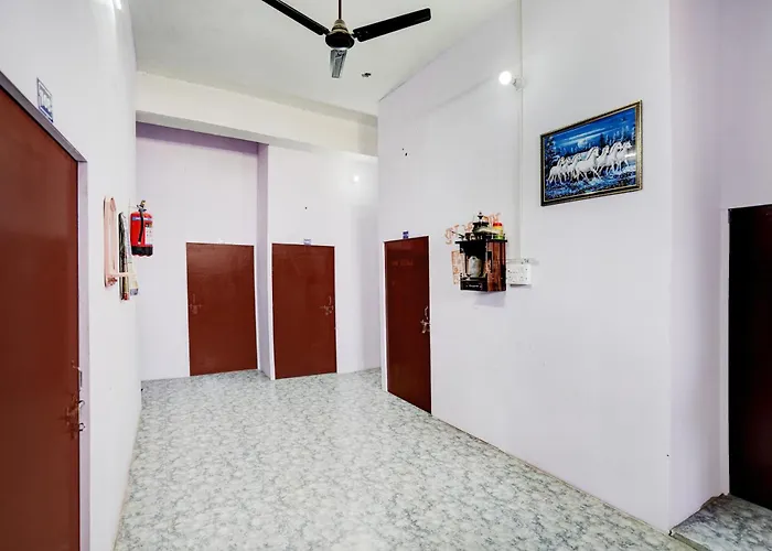 Hotel O Galaxy Hotel Aligarh