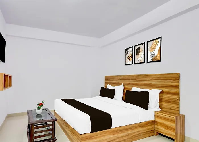Hotel O Ocean Plaza New Delhi