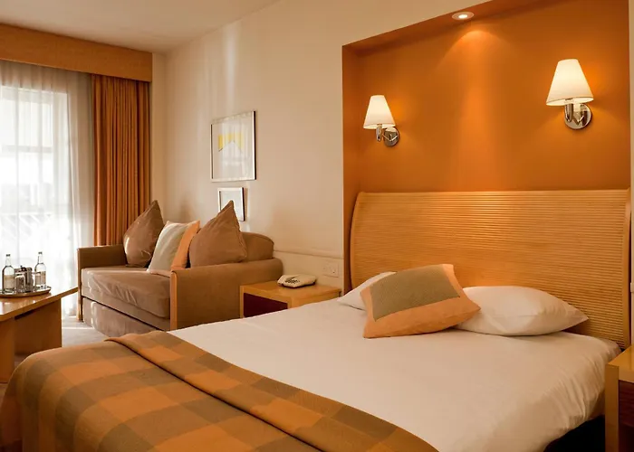 Mercure London Staines-Upon-Thames