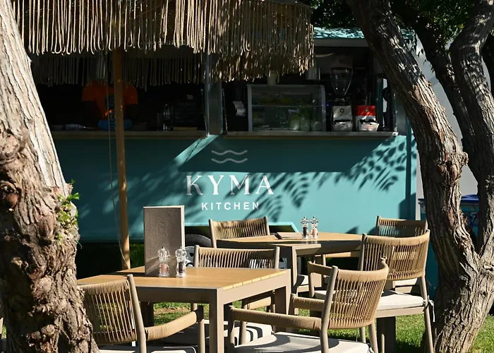 Sirena Bay Beach House And Luxury Suites Protaras