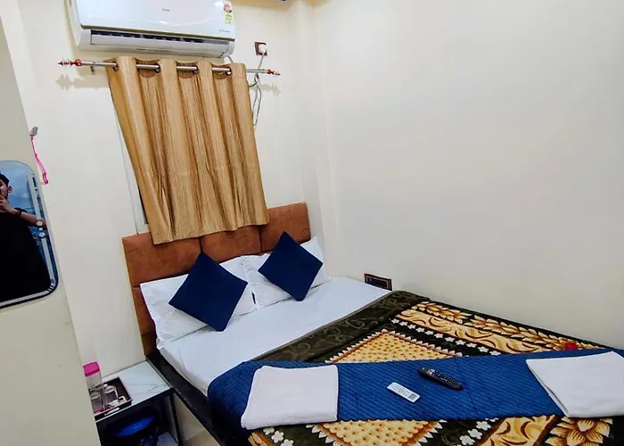 Neelkanth Pg House Varanasi
