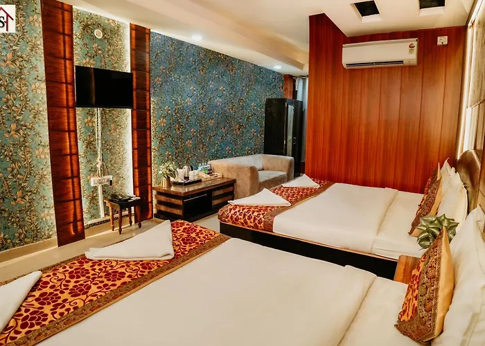 Hotel Sahu Varanasi