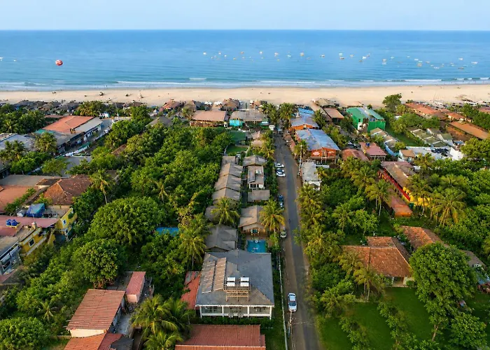 Foxoso Aaristo Baga Beach Resort Calangute