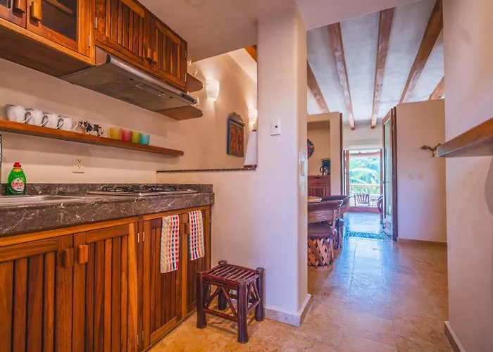Escondite condominios Zihuatanejo