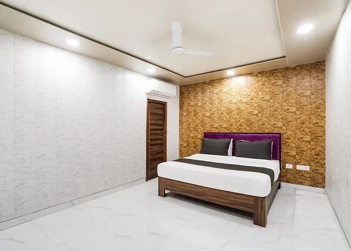 Hotel O Howdy Faridabad