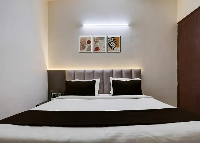 Hotel O Rangpuri Mahipalpur New Delhi