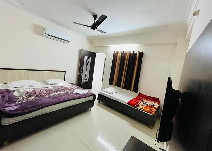 Hotel Ashutosh I 300Mtr From Shreenathji Temple I 966O9O1Oo6 Nathdwara