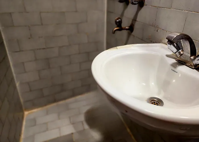 Hotel Al Sana Kolkata