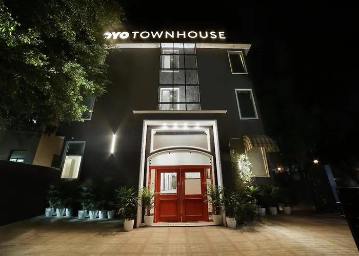 Hotel O Mapple Inn Gurgaon