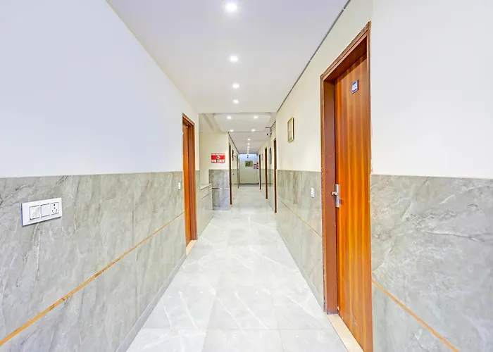 Hotel O Admire Inn New Delhi