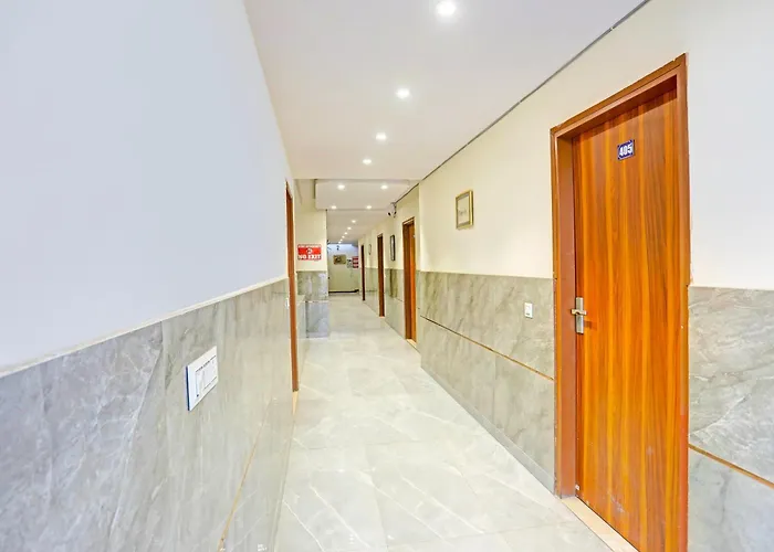 Hotel O Admire Inn New Delhi