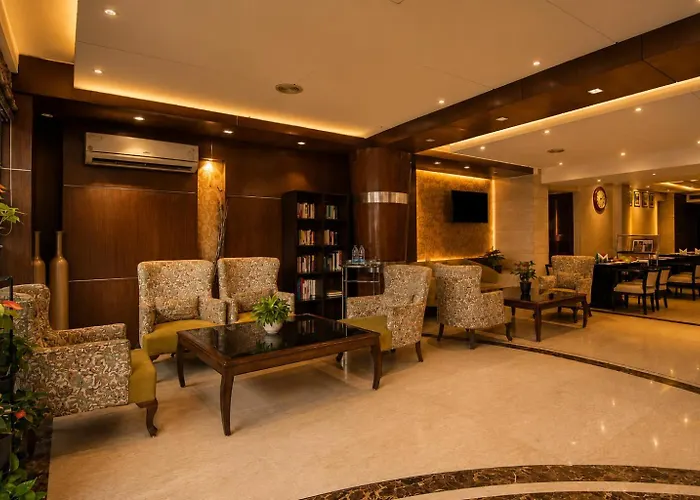 The Waves Hotel With Free Airport Pickup Or Drop Neu-Delhi