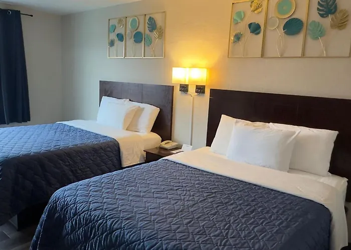 Town Centre Inn - Parry Sound
