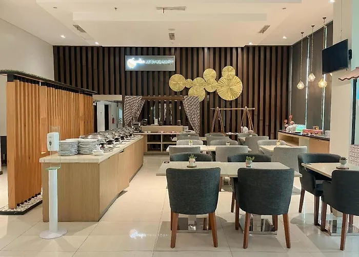 Horison Nindya Semarang Hotel